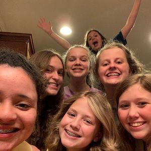 Meet your Posher, Halle